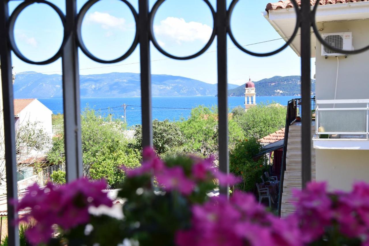 D'Angelos Apartments Karavomylos Dış mekan fotoğraf