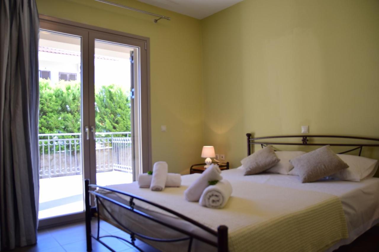 D'Angelos Apartments Karavomylos Dış mekan fotoğraf