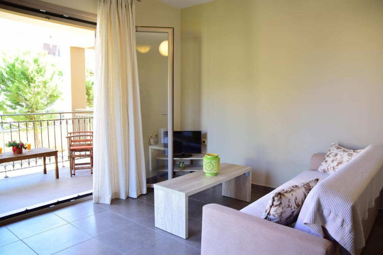 D'Angelos Apartments Karavomylos Dış mekan fotoğraf