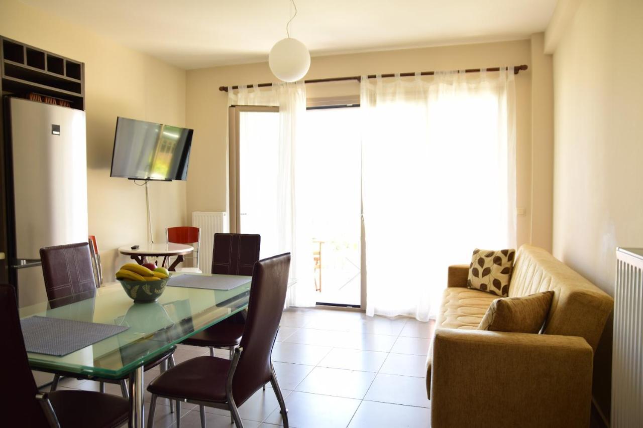D'Angelos Apartments Karavomylos Dış mekan fotoğraf